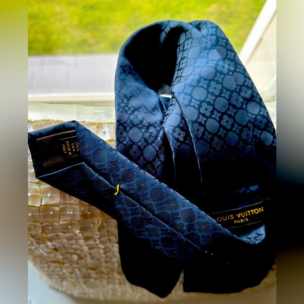 Dark blue Louis Vuitton Tie